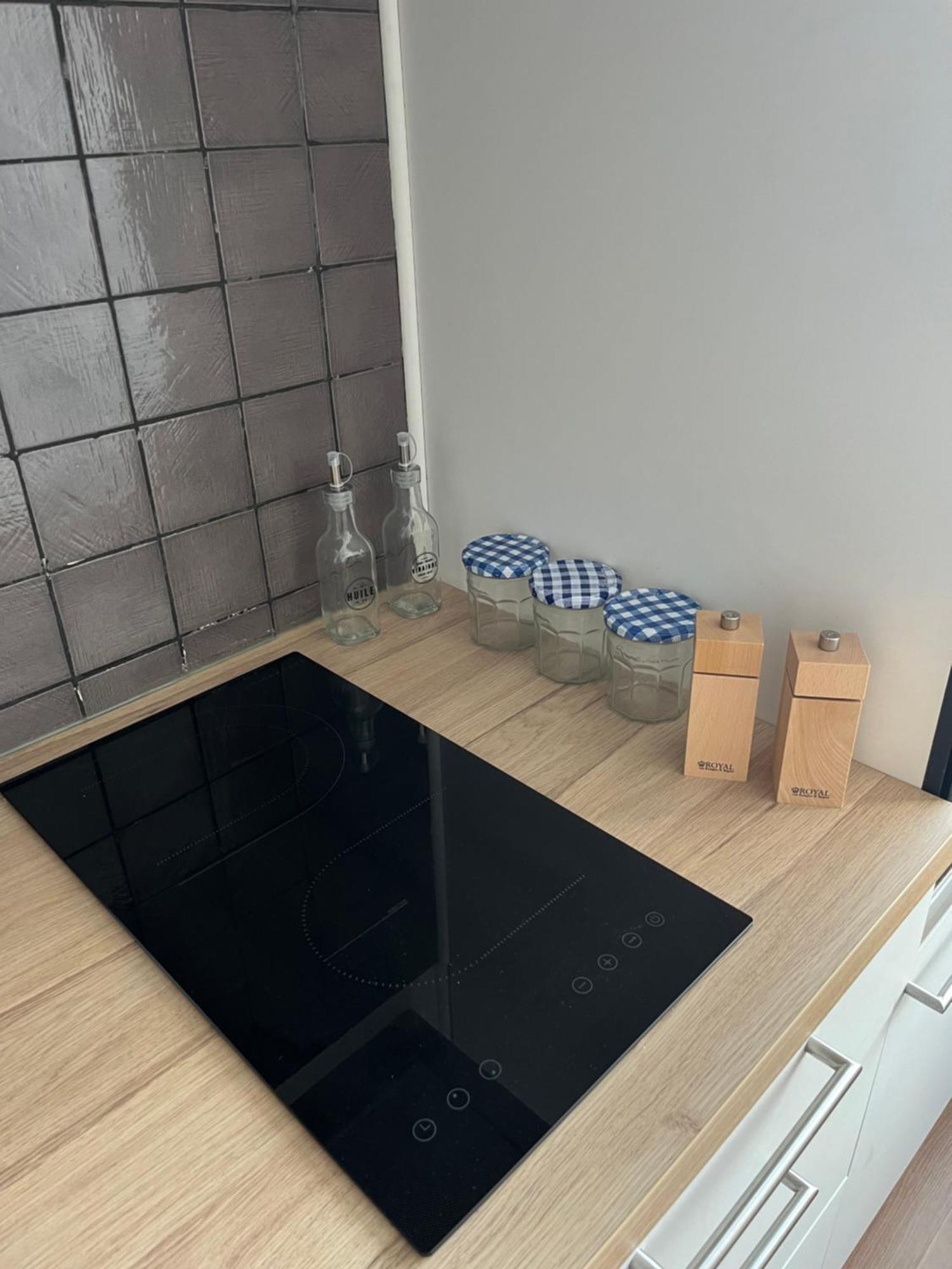 Centre Apartment *